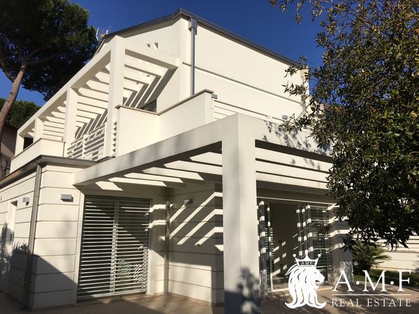 V18108-VA Villa Vendita Forte dei Marmi V18108-VA Villa Vendita Forte dei Marmi