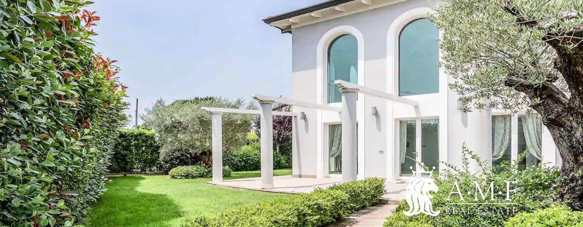 A25001-VA Villa for Rent Forte dei Marmi